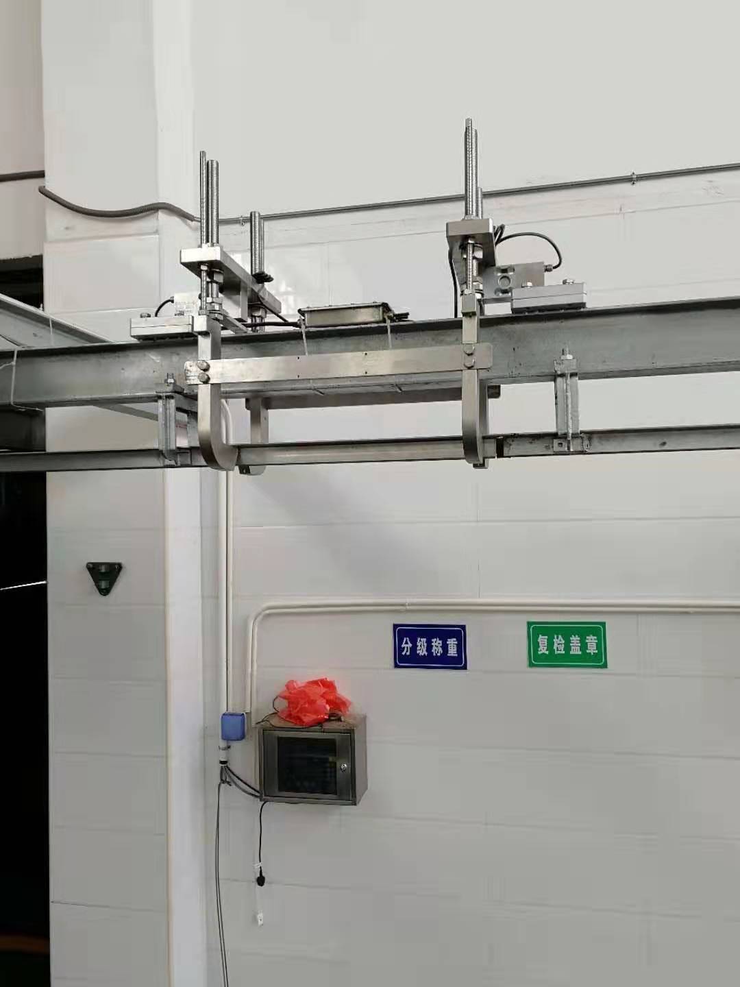 ���׳�